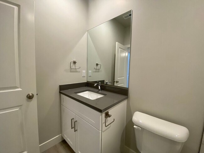 Building Photo - 3 BEDROOM SAND HOLLOW TOWNHOME FOR RENT!