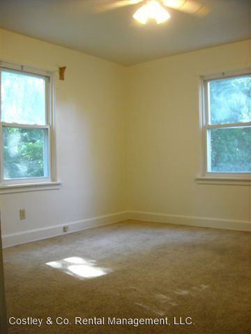 Building Photo - 4 br, 2 bath House - 410 N. Jefferson