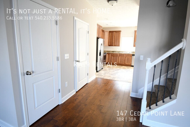 Building Photo - 147 Cedar Point Ln