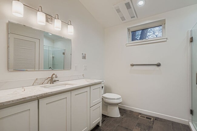 Building Photo - Centrally Located Stylish Boulder ADU with Natural Light & Convenience