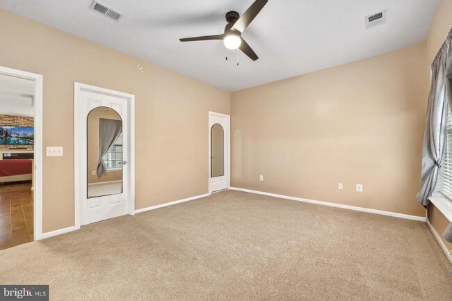 Building Photo - 13947 Hollow Wind Way