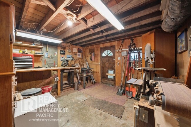 Building Photo - Beautiful North Berkeley Craftsman with Bay View