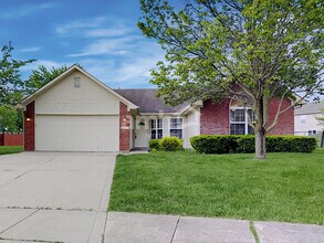 Building Photo - 5521 Bracken Cir