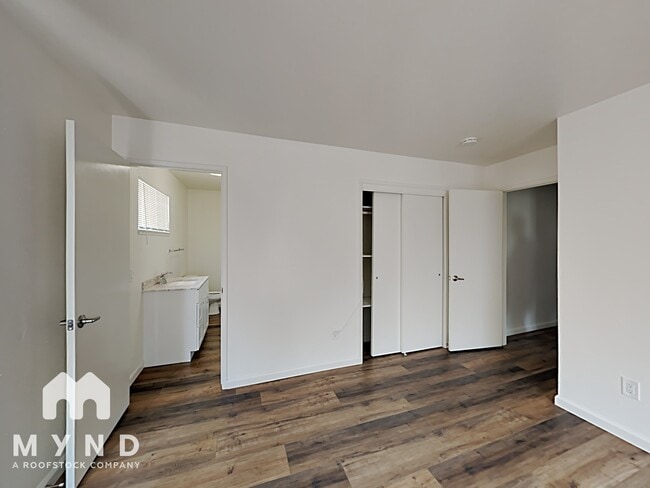 Building Photo - 2740 42nd St