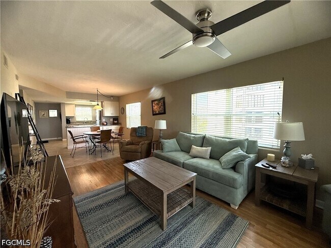 Building Photo - 6891 Estero Blvd