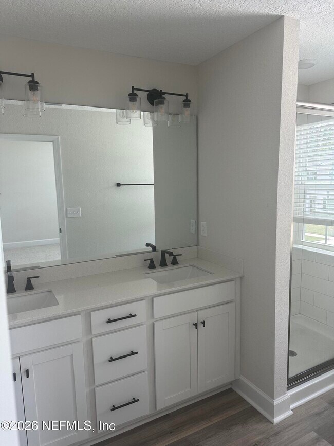 Building Photo - 11561 Admiral Cv Dr