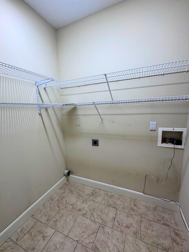Building Photo - 2416 Boulder Springs Dr