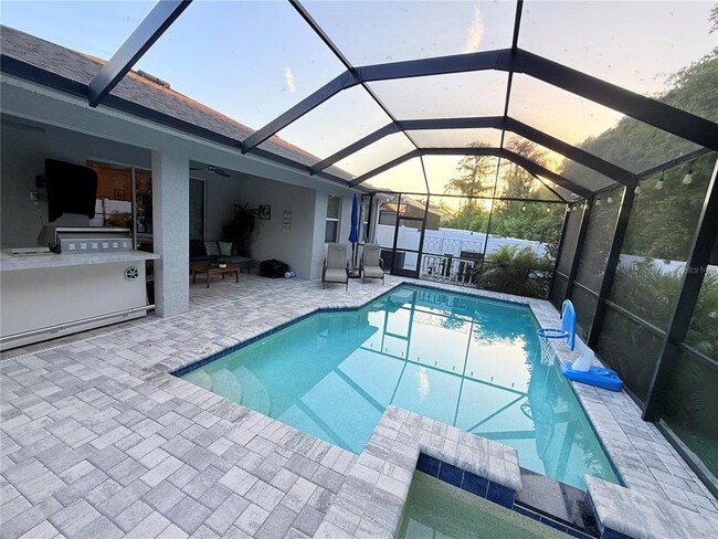 Building Photo - 8321 Praise Dr