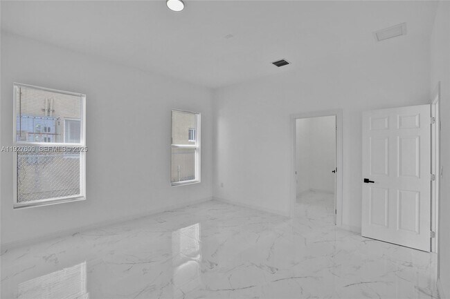 Building Photo - 1559 NW 62nd Terrace