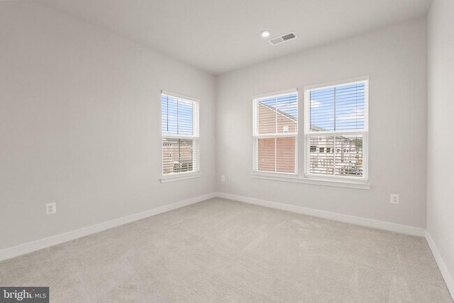 Building Photo - 5507 Greenpoint Ln