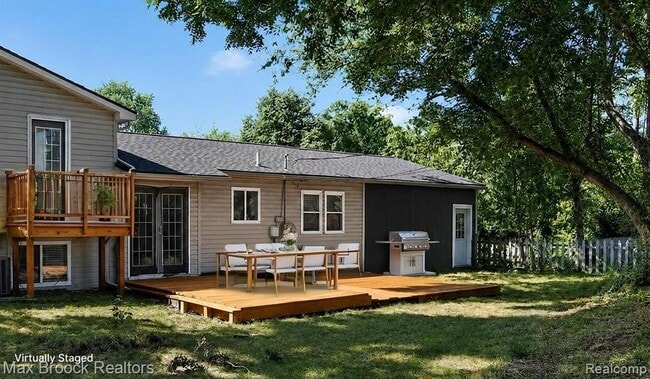 Building Photo - 2120 Daintree Ave
