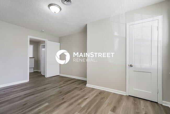 Building Photo - 3 Bedroom Pet-Friendly Home in NASHVILLE, ...