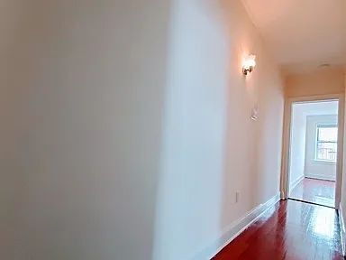 Building Photo - "Charming 1-Bed Oasis in the Heart of Woodside, NY!"