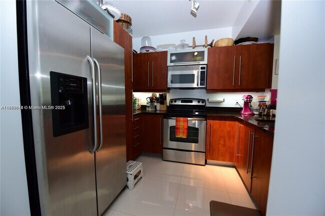 Building Photo - 7355 SW 89th St