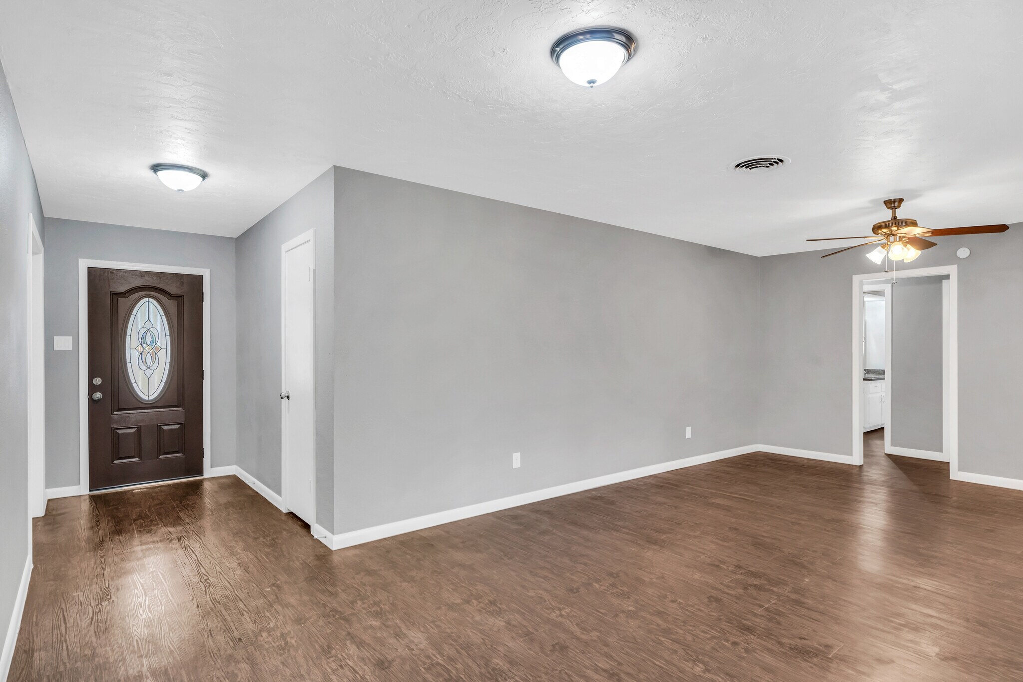 Building Photo - 10314 Antrim Ln