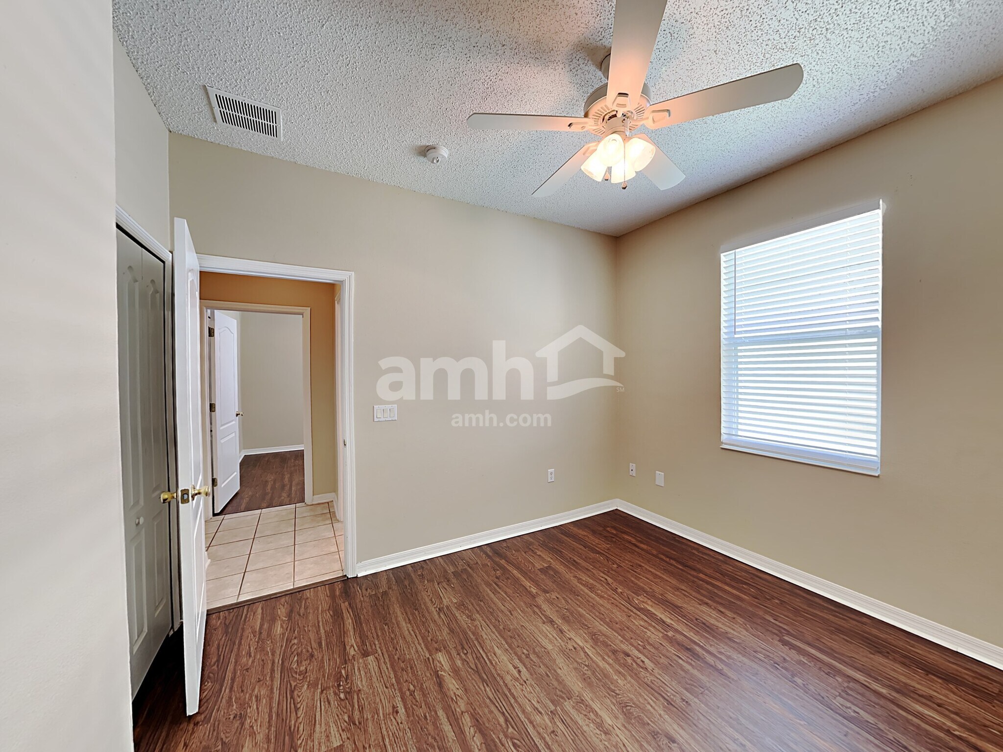 Building Photo - 9955 Shadow Creek Dr