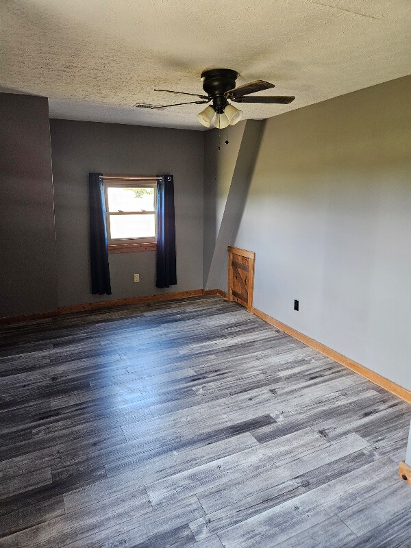 Building Photo - 2020 Rhodelia Rd