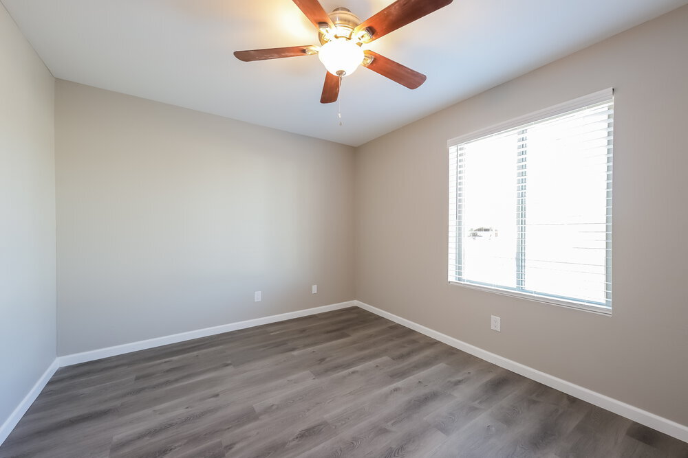 Building Photo - 14009 N 42nd Dr