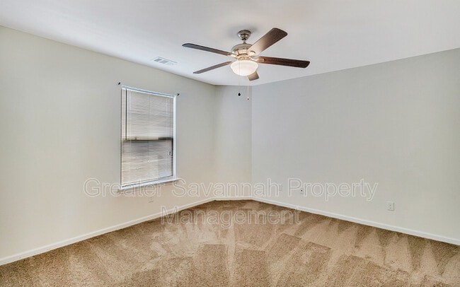 Building Photo - 40 Burnt Oak Rd