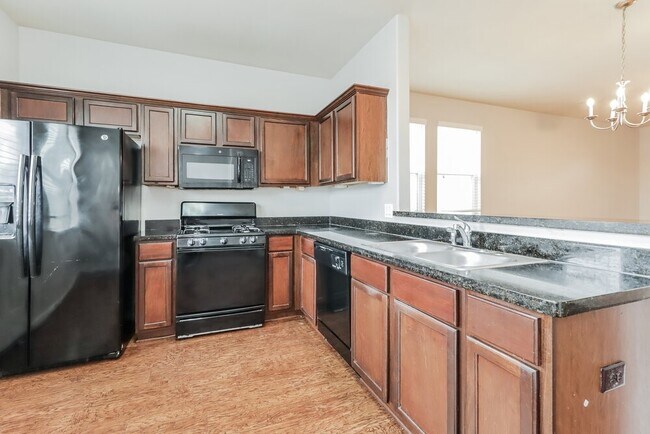 Building Photo - 9446 Green Mills Dr