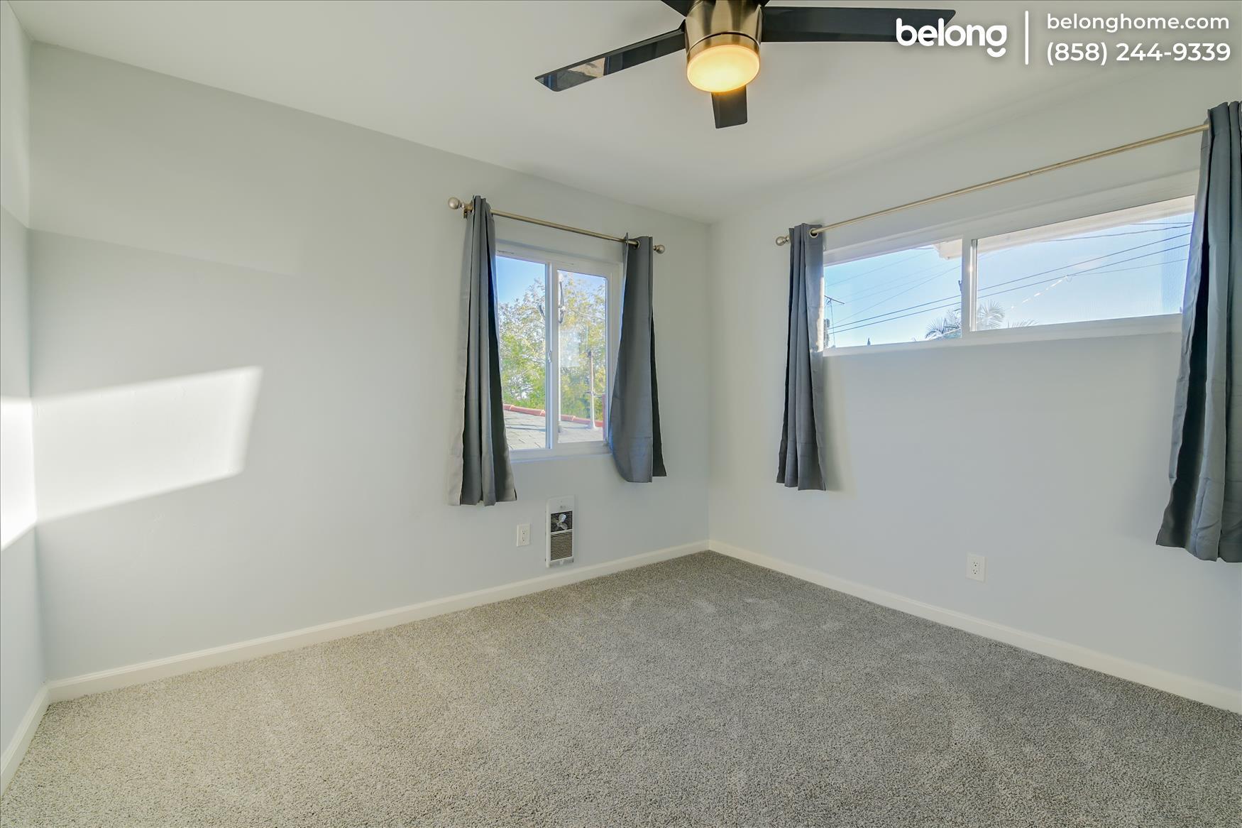 Building Photo - 2563 Roseview Pl