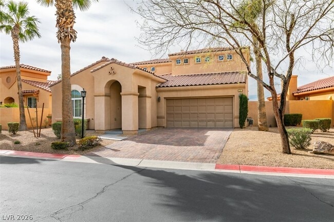 Building Photo - 13 Avenza Dr