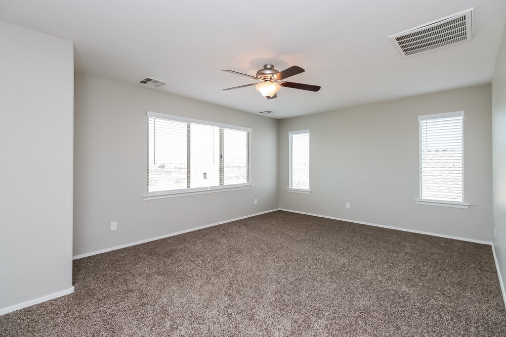 Building Photo - 4056 E Alamo St