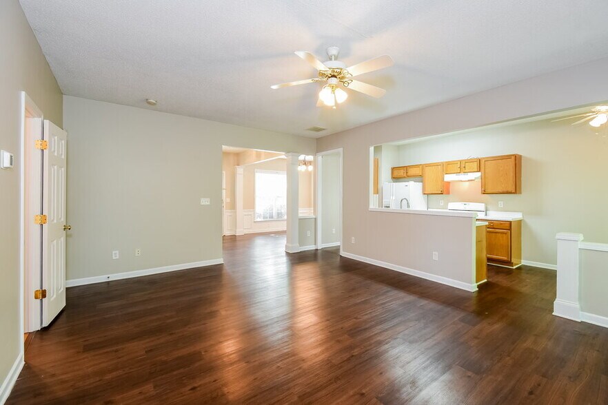 Building Photo - 1127 Dunedin Trail