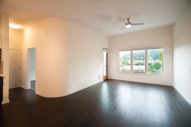 KRE_1696 - The Aspen