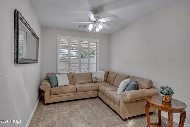 Building Photo - 20500 N Big Dipper Dr