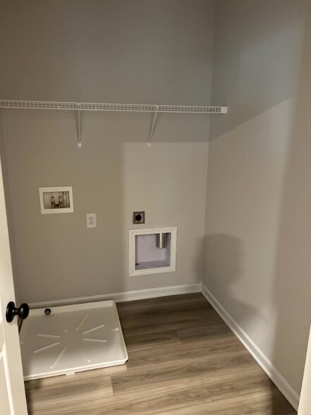 Building Photo - 4733 Cypress Park Dr