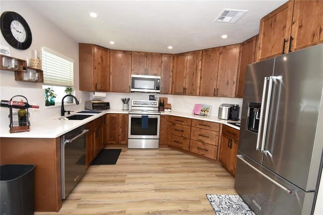 Building Photo - 1 Bedford Dr