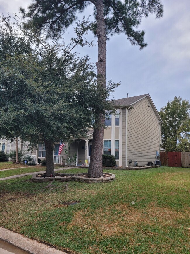 Building Photo - 23619 Twisting Falls Drive