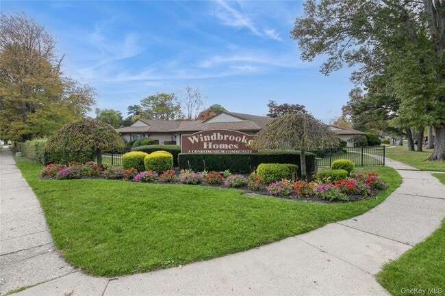 Building Photo - 138 Feller Dr