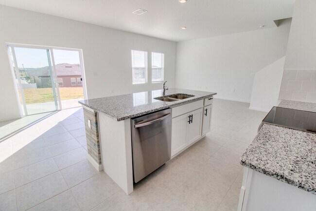 Building Photo - 2216 Bear Peak Dr