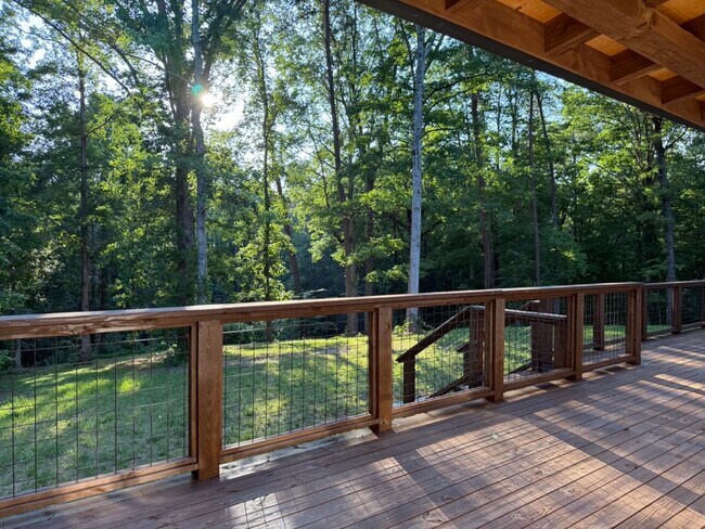 Building Photo - 233 Ranchwood Trail
