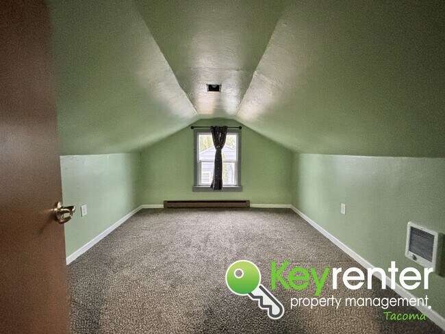 Building Photo - Charming 3 Bedroom Home for Rent in South ...