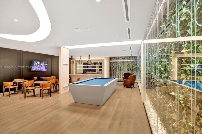 Building Photo - 1000 Brickell Plaza