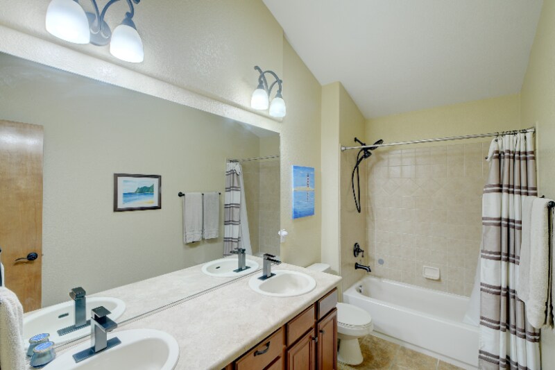 Building Photo - 8677 Roaring Fork Dr