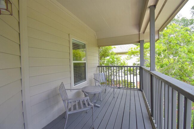 Building Photo - 7 E Shale Creek Cir