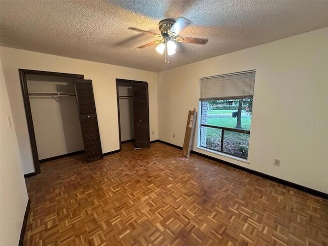 Building Photo - 1276 Sabra Dr