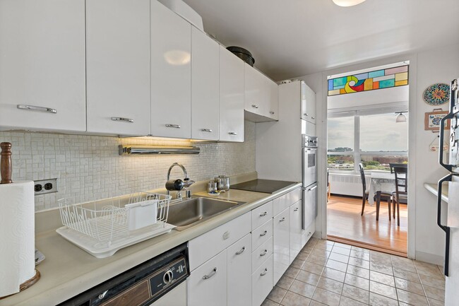 Building Photo - 4800 S Chicago Beach Dr