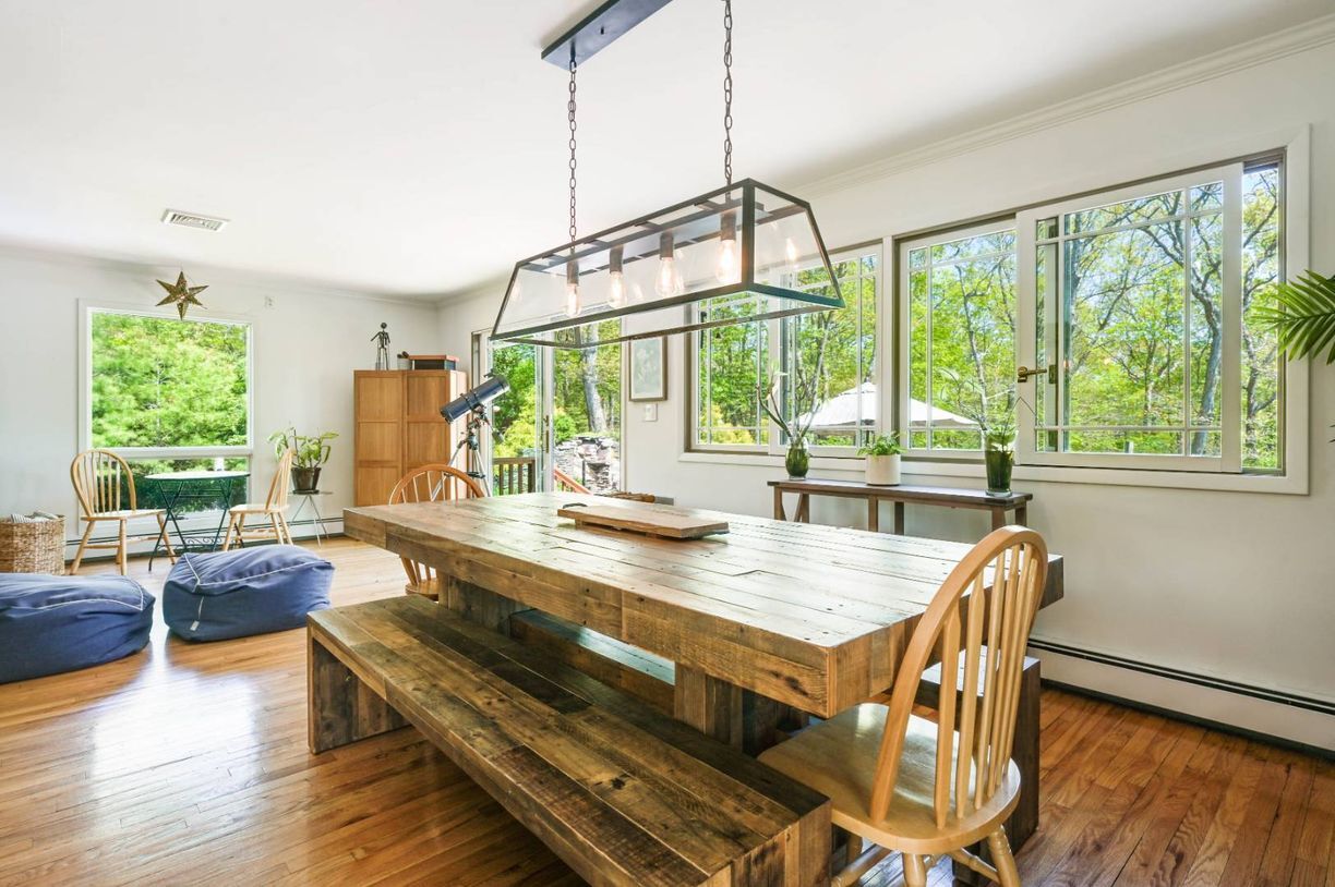 Building Photo - 3 Quadrant Hill Rd