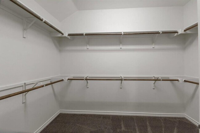 Building Photo - 9004 Gage Dr