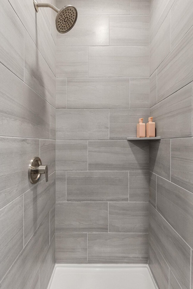 Building Photo - 5820 1/2 Cameron Rd