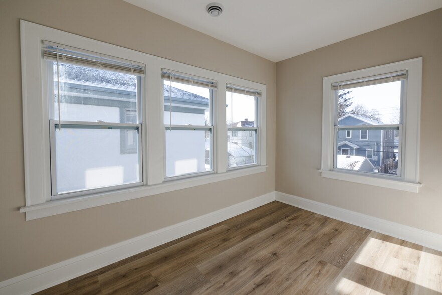 Building Photo - 4540 Garfield Ave