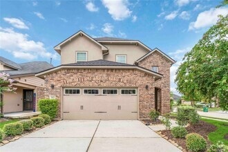 Building Photo - 1415 Woods Lake Ct