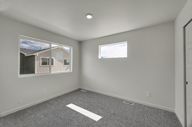 Building Photo - 507 Condor Wy