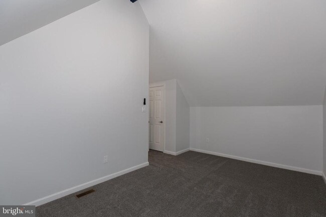 Building Photo - 382 Wood Cutters Ln