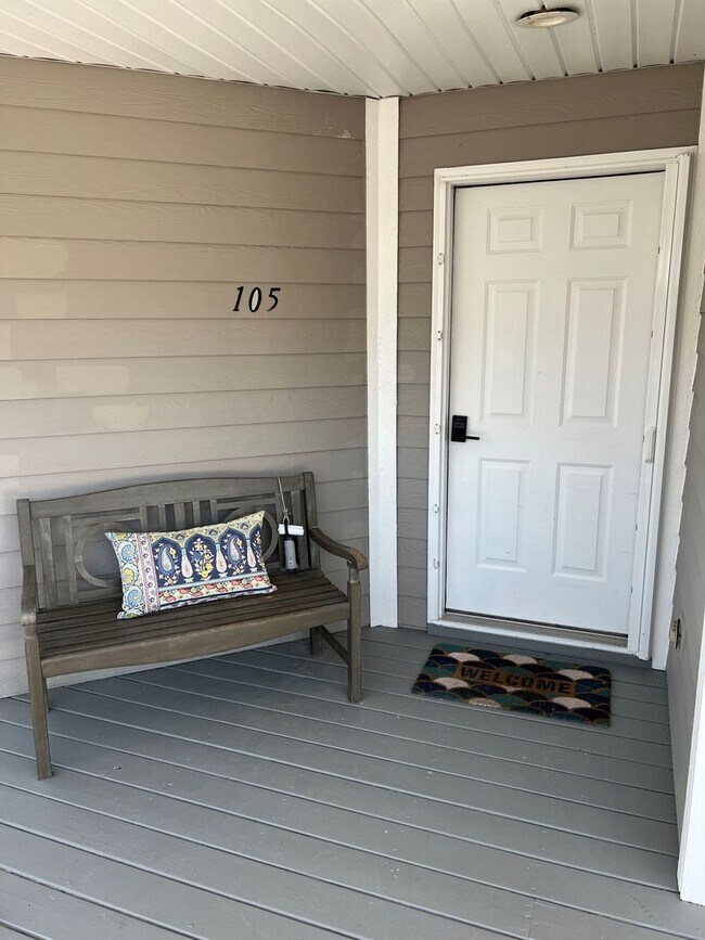 Building Photo - 1620 Goley Hewett Rd